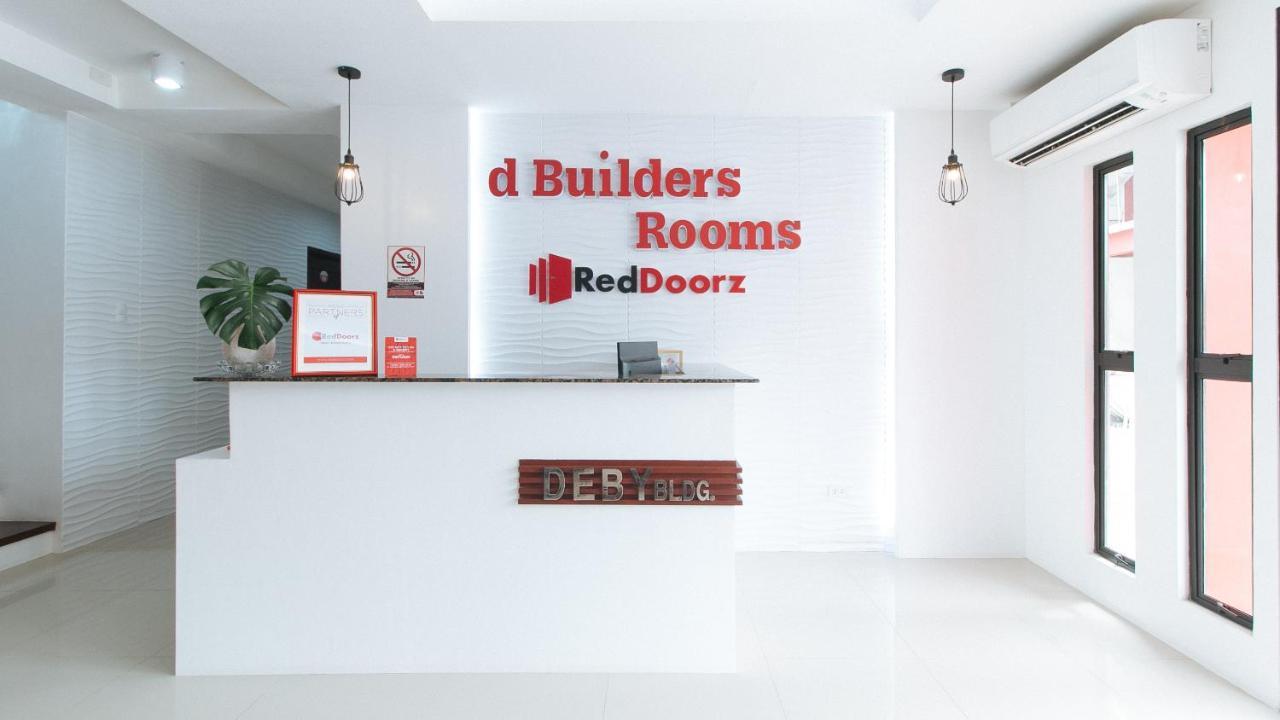 Reddoorz Plus At Dbuilders Poblacion Bgc 따구익 외부 사진